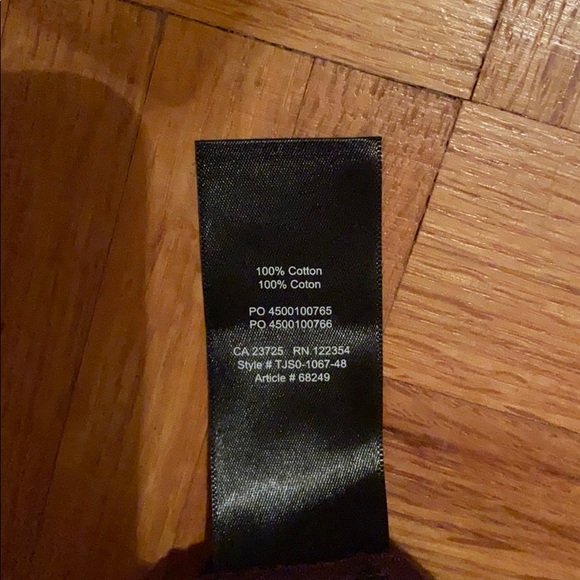 Babaton T-shirt - Picture 3 of 4